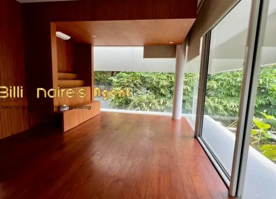 Billionaire's Agent - Photo 2025 12 11 18 42 36 Copy