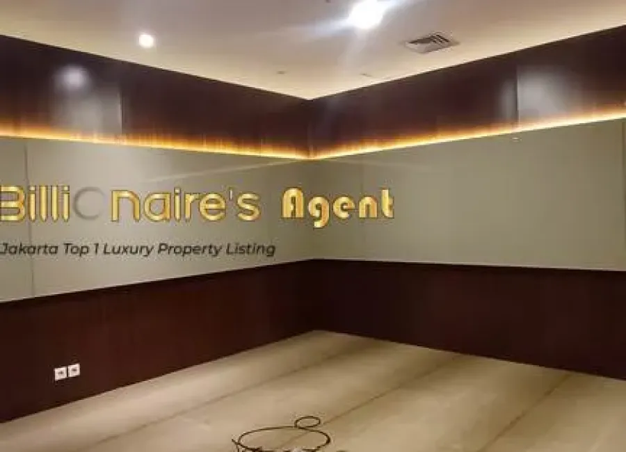 Billionaire's Agent - Photo 2025 12 17 15 15 53 2 Copy