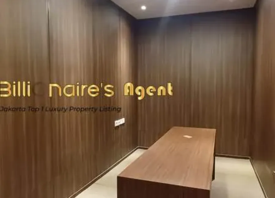 Billionaire's Agent - Photo 2025 12 17 15 15 53 3 Copy