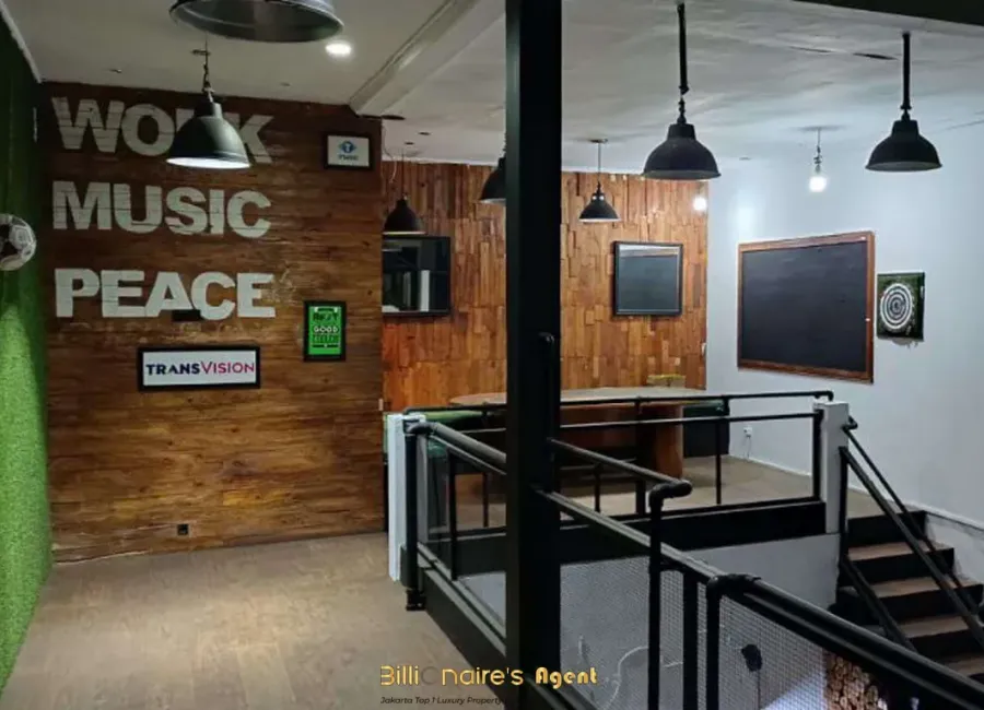 Billionaire's Agent - Dijual Cepat Rumah Usaha  di JL PELAJAR PEJUANG 45, Lengkong, Bandung