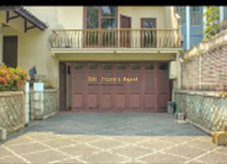 Billionaire's Agent - Dijual Rumah 2 Lantai Mewah Strategis di Lebak Bulus, Jakarta Selatan