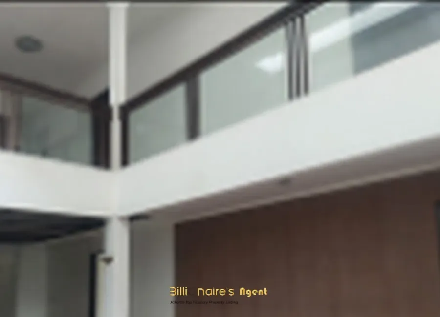 Billionaire's Agent - Dijual Rumah 5 Kamar di Area Kebayoran Baru, Jakarta Selatan