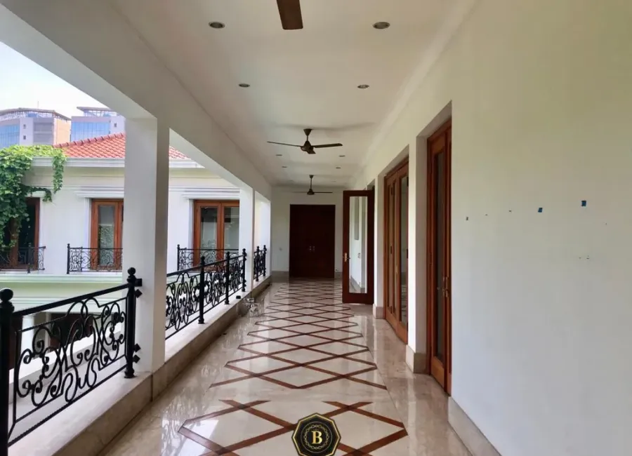 Billionaire's Agent - Tulodong