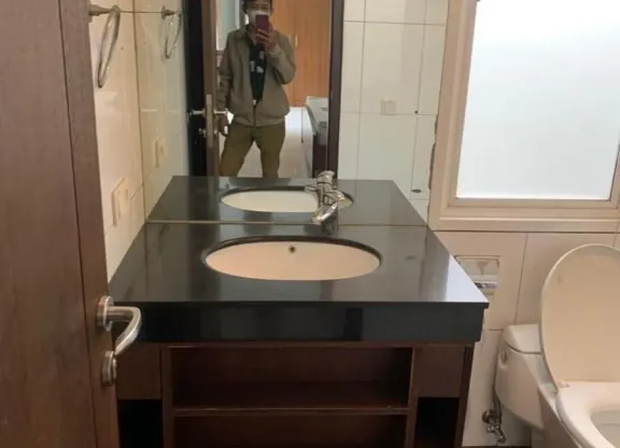 Billionaire's Agent - Disewakan Rumah 5 Kamar di Jl.Ciniru, Kebayoran Baru, Jakarta Selatan