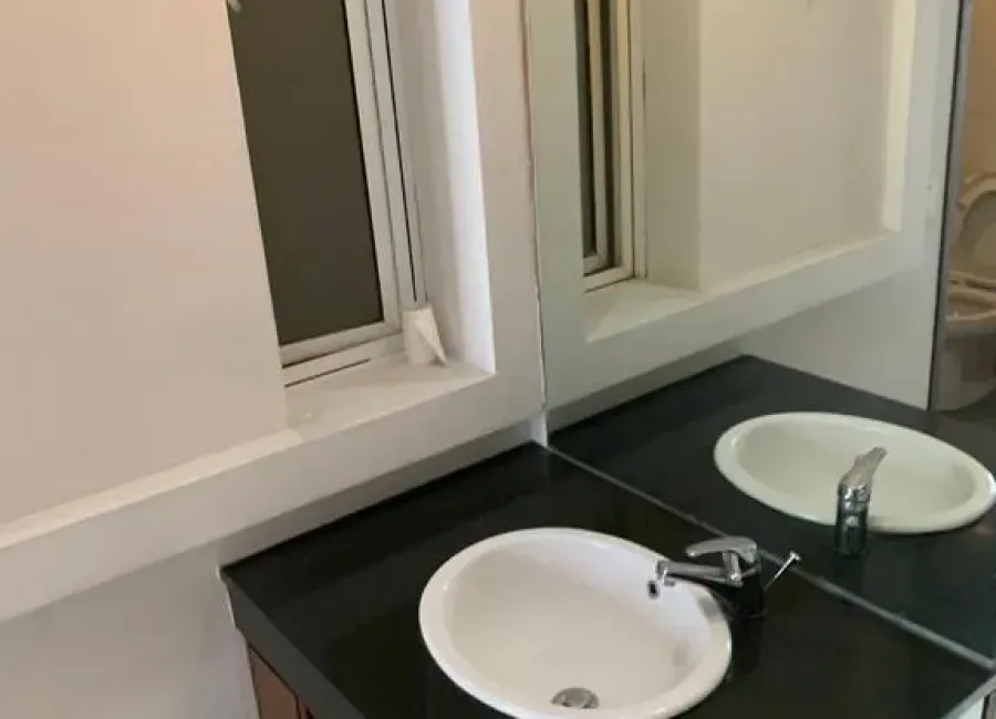 Billionaire's Agent - Disewakan Rumah 5 Kamar di Jl.Ciniru, Kebayoran Baru, Jakarta Selatan