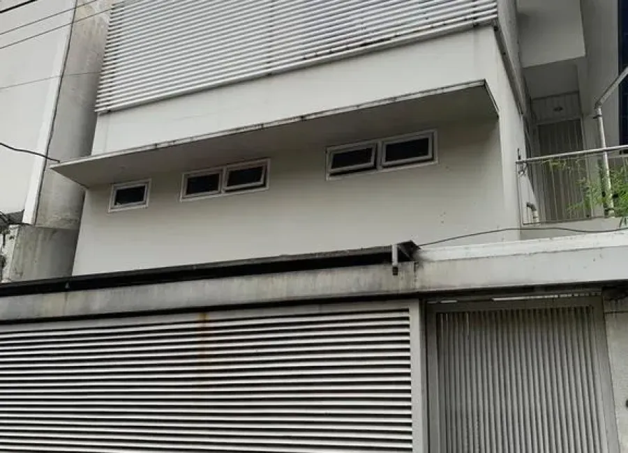 Billionaire's Agent - Disewakan Rumah 5 Kamar di Jl.Ciniru, Kebayoran Baru, Jakarta Selatan