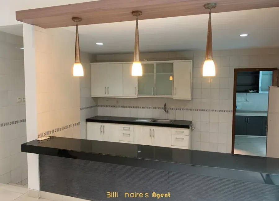 Billionaire's Agent-Disewakan Rumah 3 Lantai di Ciniru Kebayoran Baru Jakarta Selatan