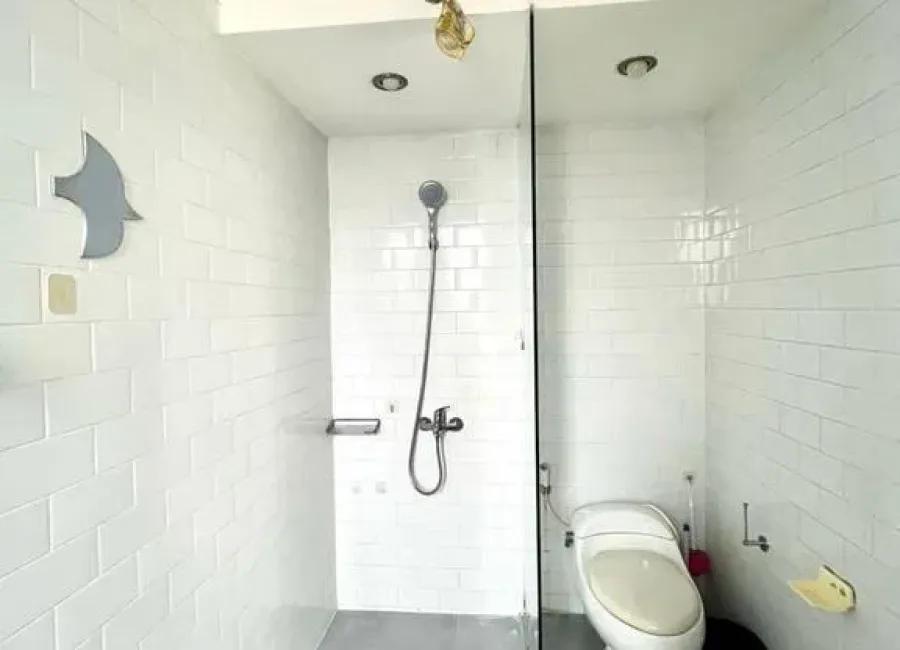 Billionaire's Agent - Dijual Apartemen 2 Kamar Renovasi di Taman Rasuna Jakarta