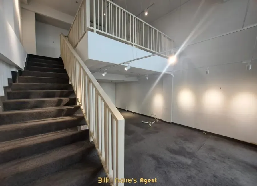 Billionaire's Agent - Dijual Ruang Kantor 97m² di SOHO Pancoran Jakarta Selatan