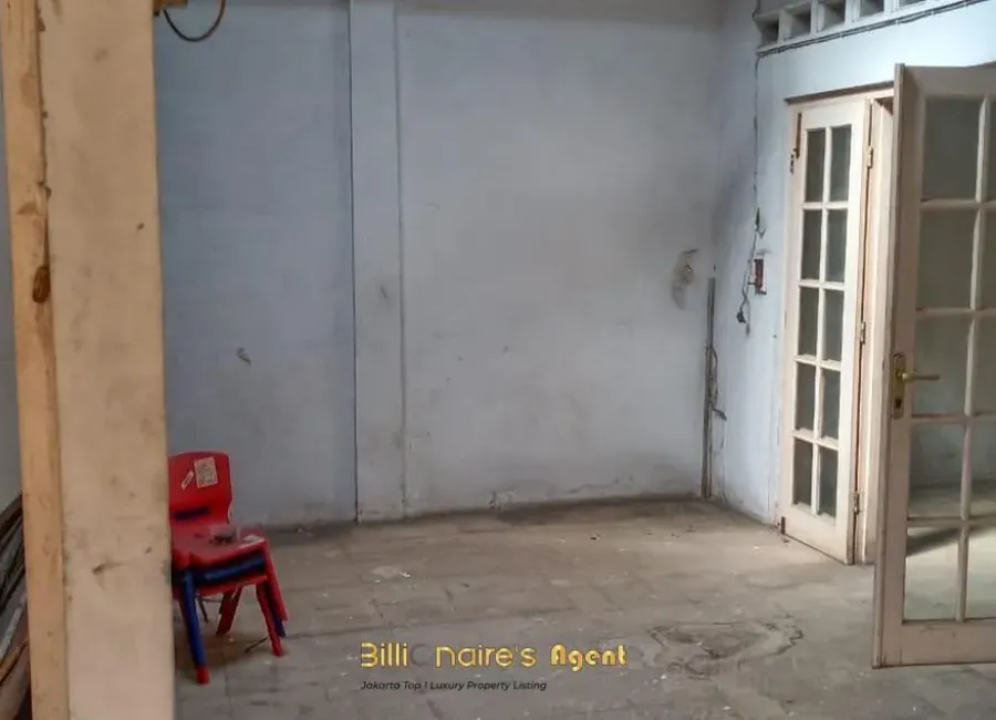 Billionaire's Agent - Dijual Rumah Hitung Tanah Lingkungan Nyaman di Menteng, Jakarta Pusat