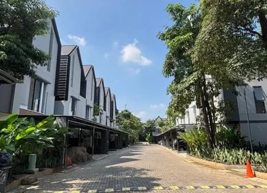 Billionaire's Agent - Dijual Rumah 2 Lantai Corner 8 di Azalea Residence Jakarta Timur