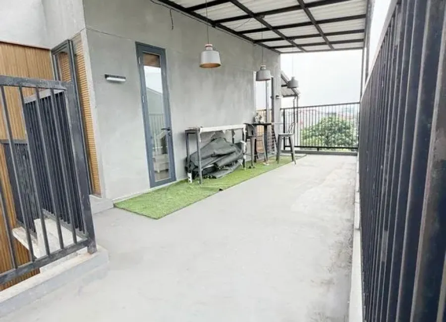 Billionaire's Agent - Dijual Rumah 3 Lantai Furnished di Jl. H.Naimun Kebayoran Lama Jakarta