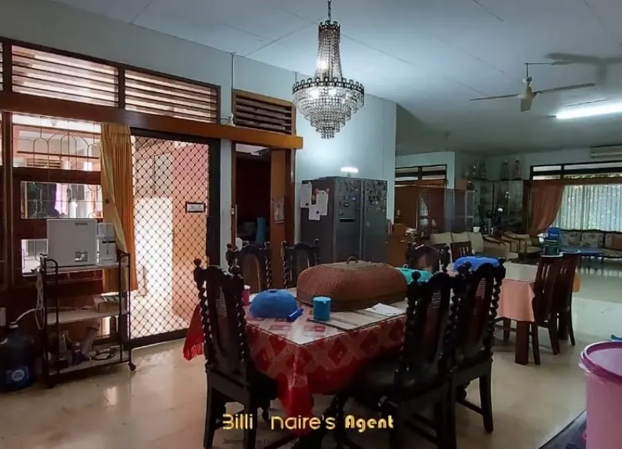 Billionaire's Agent - Dijual Rumah Hook Tanah: 2653 m² di Dekat MRT Cipete Jakarta Selatan