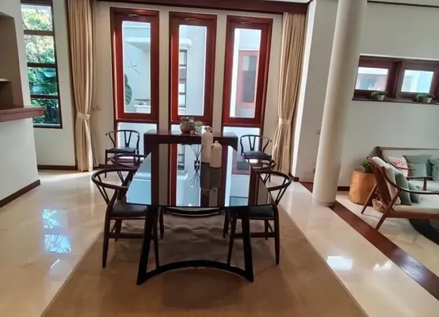Billionaire's Agent - Disewa Rumah 3 Lantai VERANDA I PRIVATE VILLA CIPETE Jakarta Selatan