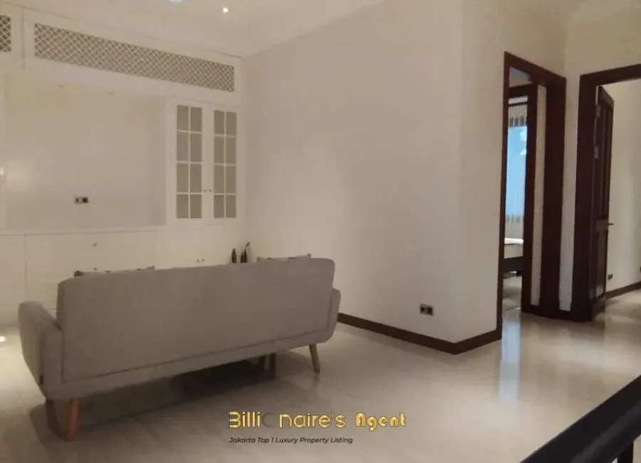 Disewa Compound House 3 Kamar di THE ABBEY Kemang Jakarta Selatan