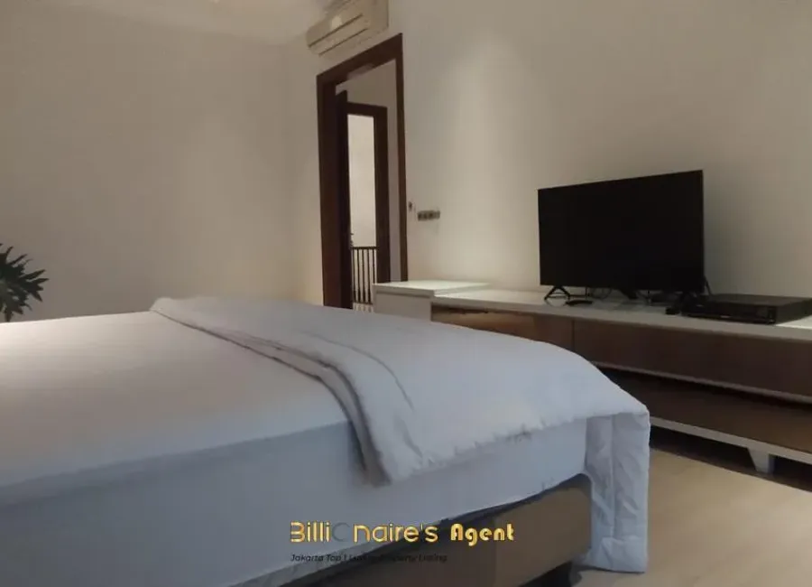 Disewa Compound House 3 Kamar di THE ABBEY Kemang Jakarta Selatan
