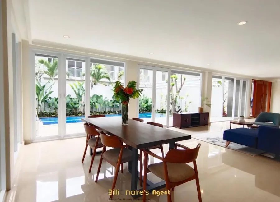 Billionaire's Agent - Disewa Rumah 5 Kamar with Pool di Executive Paradise Jakarta Selatan