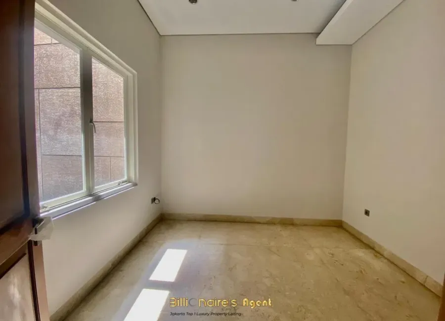 Billionaire's Agent - Dijual Rumah 3 Lantai Mewah di Gandaria Lokasi Premium Kebayoran Baru