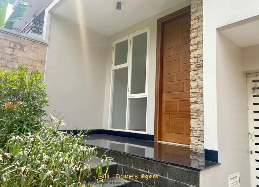 Billionaire's Agent - Dijual Rumah 3 Lantai Mewah di Gandaria Lokasi Premium Kebayoran Baru