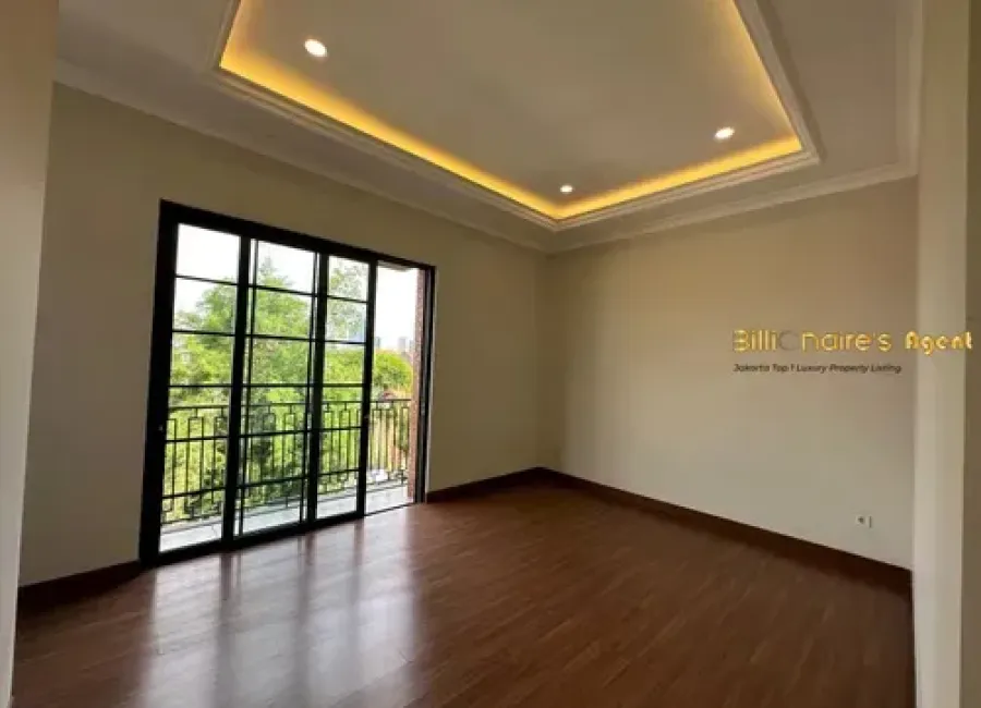 Billionaire's Agent - Dijual Rumah 3 Lantai Dekat MRT di SWARNABUMI RESIDENCE Cilandak