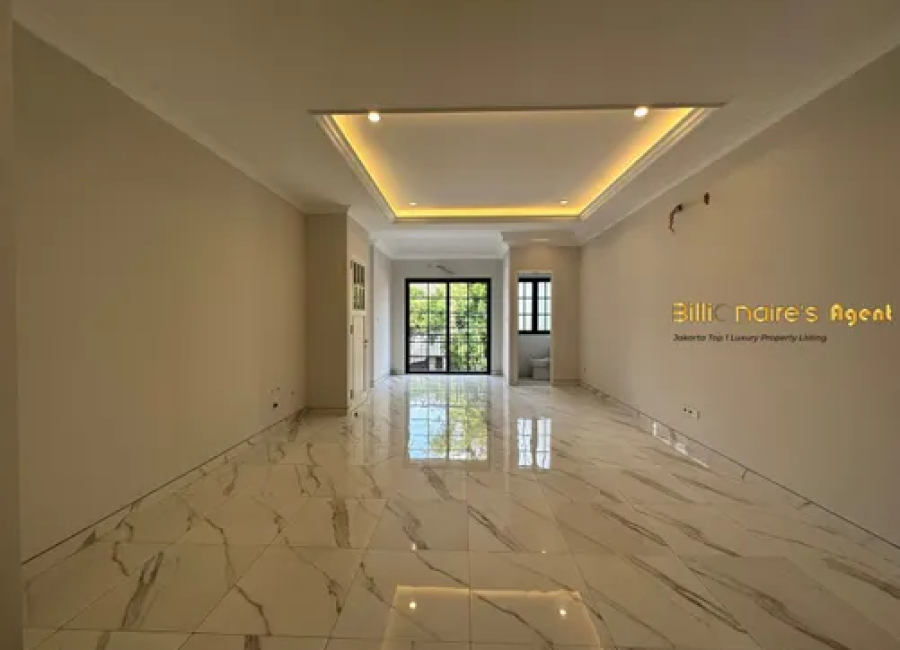 Billionaire's Agent - Dijual Rumah 3 Lantai Dekat MRT di SWARNABUMI RESIDENCE Cilandak