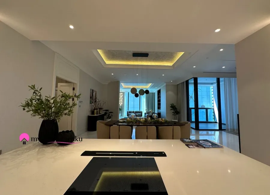 Billionaire's Agent - Dijual Apartemen 3 kamar desain by Vinoty di ST.Regis Residence Jakarta