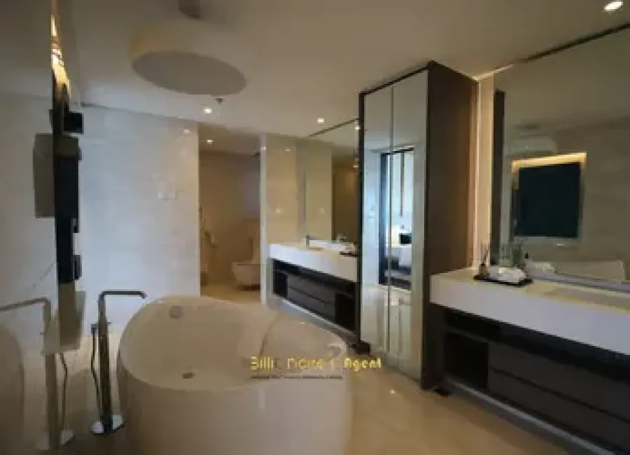 Billionaire's Agent - Disewakan Apartemen Penthouse 4 Kamar Tidur di Casa Domaine Jakarta