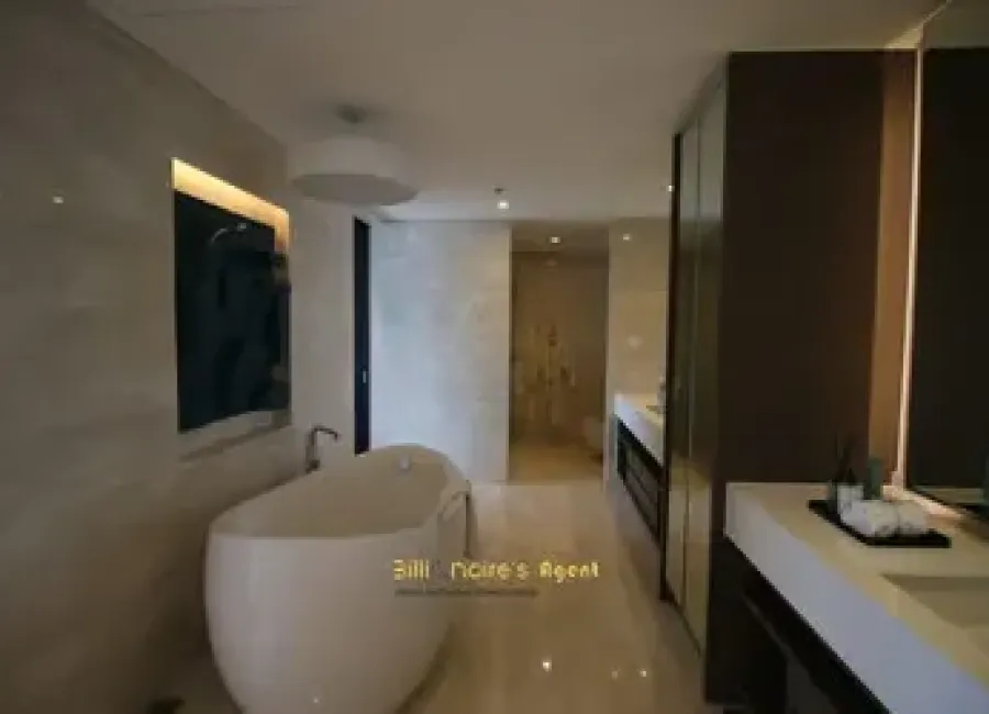 Billionaire's Agent - Disewakan Apartemen Penthouse 4 Kamar Tidur di Casa Domaine Jakarta