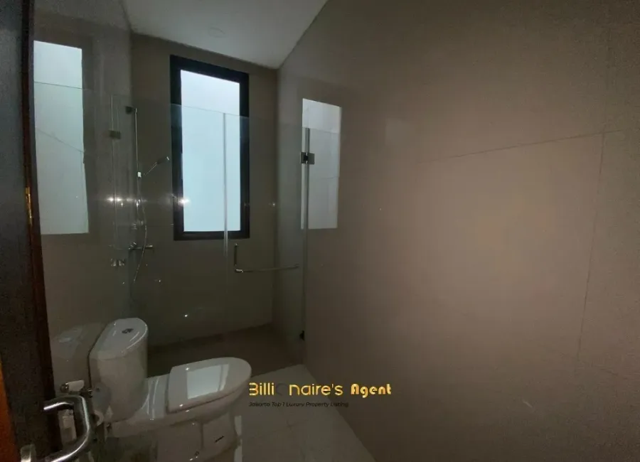 Billionaire's Agent - Dijual Rumah Modern 3 Lantai di OPAL Townhouses Permata Hijau, Jakarta Selatan