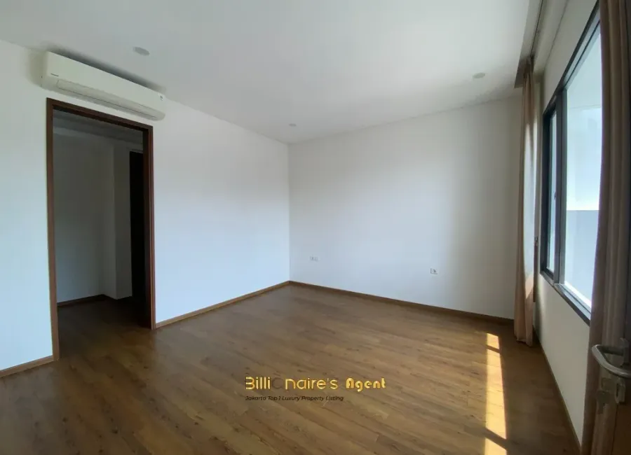 Billionaire's Agent - Dijual Rumah Modern 3 Lantai di OPAL Townhouses Permata Hijau, Jakarta Selatan